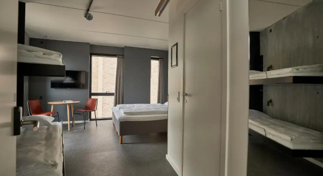 Трёхместный номер Standard Four Points Flex by Sheraton Copenhagen Arena