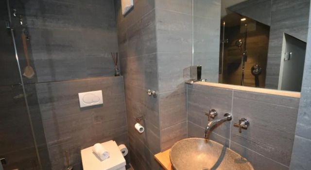 Коттедж с балконом Zell City Exclusive Lodges by All in One Apartments