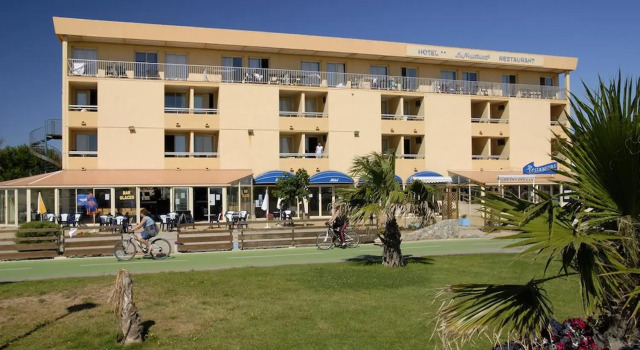 Le Neptune, Rezerwuj Hotel Saint-Pierre-la-Mer Aude