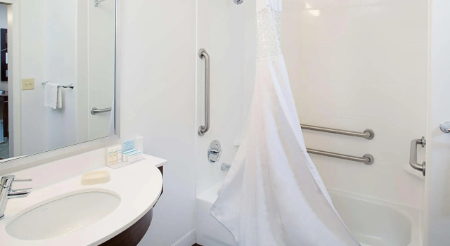 Двухместный люкс Hampton Inn & Suites Palmdale
