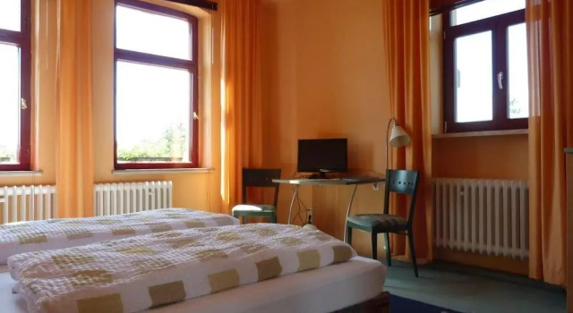 Waldhaus Colditz Garni, Buchen Sie Hotel Colditz Sachsen