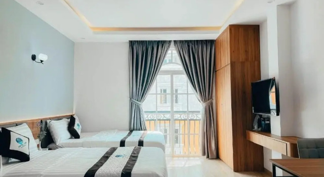 Четырёхместный номер Deluxe с балконом и с видом на город Labe Hotel Phu Quoc - Hon Thom Island