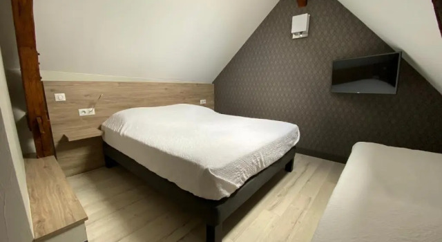 Номер Standard LOGIS - Hôtel & Restaurant Saint Nicolas