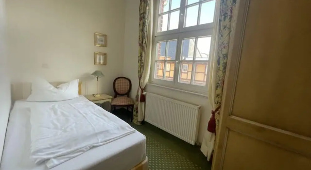 Одноместный номер Economy Hotel Adler