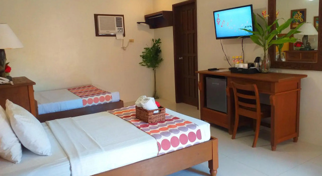 Puerto Del Sol Beach Resort, Забронировать Курортный отель  