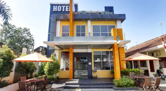 OYO 90973 Hotel Karunia Pkpri Grobogan