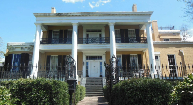Cedar Grove Mansion Inn & Restaurant, Book Hotel Hoteller i Mississippi med pool, Swimmingpool