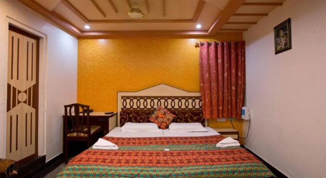 Двухместный номер Superior Hotel Kalyan