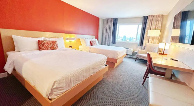 Четырёхместный номер Standard Lincoln Hotel Monterey Park Los Angeles