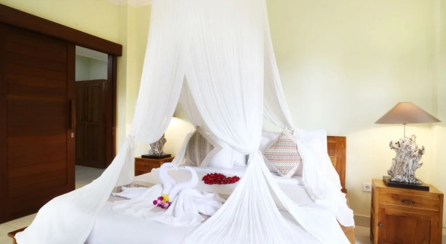 Uma Sari Villa Petulu Ubud, Rezerwuj Willa Hotele SPA w Bali, SPA