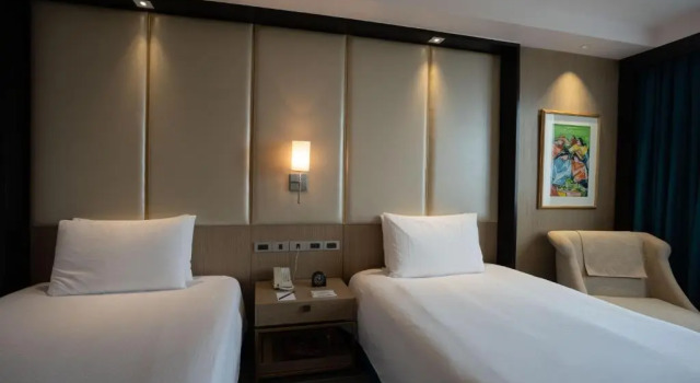 Двухместный номер Premier с видом на горы Marco Polo Plaza Cebu