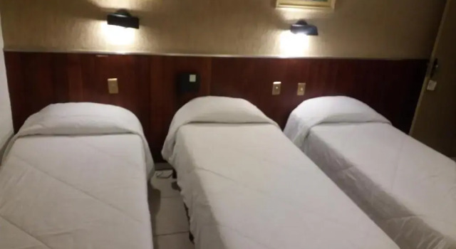 Трёхместный номер Standard Real Hotel