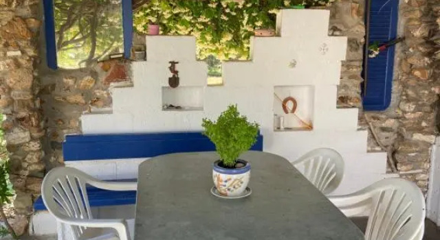 Wine & Olive Studio, Book Hotel Gerakini 