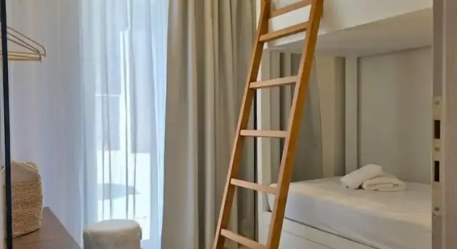 JM Dēos Suites