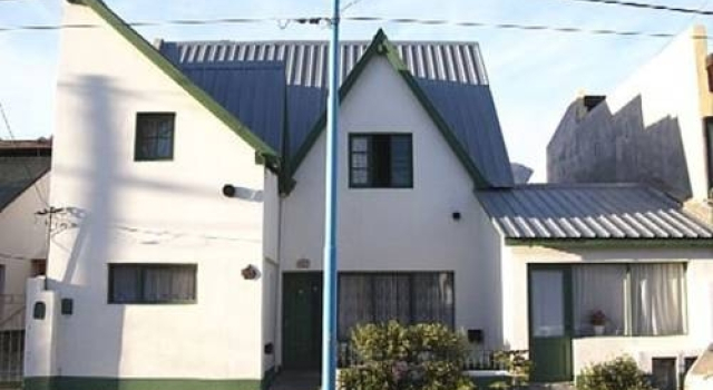 La Casa De Alba