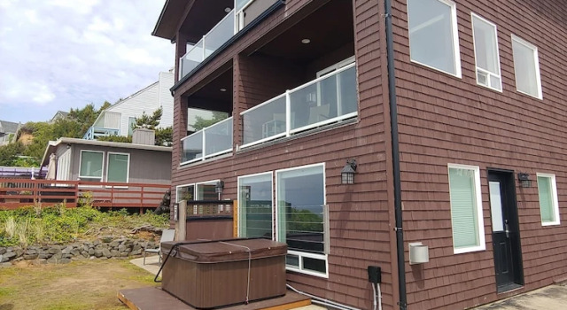 Люкс Deluxe с 2 комнатами oceanfront Nelscott Manor