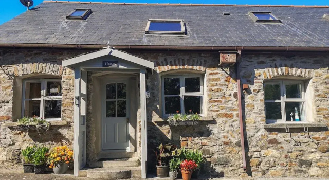 The Stables, Book Feriehus Llanerchymedd Anglesey