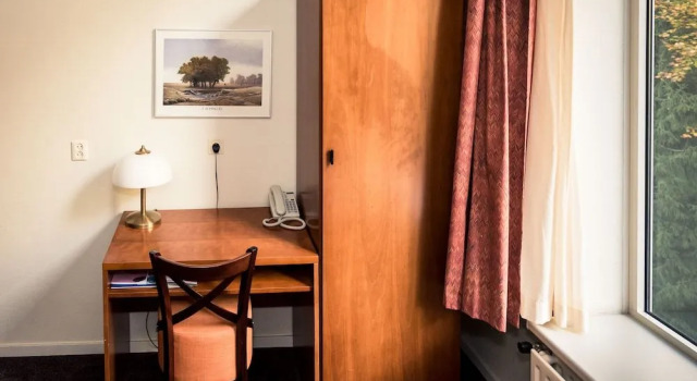 Conferentiecentrum Hotel Bovendonk, Buchen Sie Hotel Hotels in Nordbrabant mit Parkplatz, Parkplätze