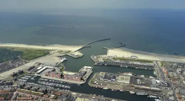 Nautisch Centrum Scheveningen, Забронировать Отель Схевенинген Южная Голландия