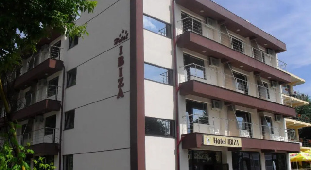 Hotel Ibiza, Prenota Hotel Eforie 
