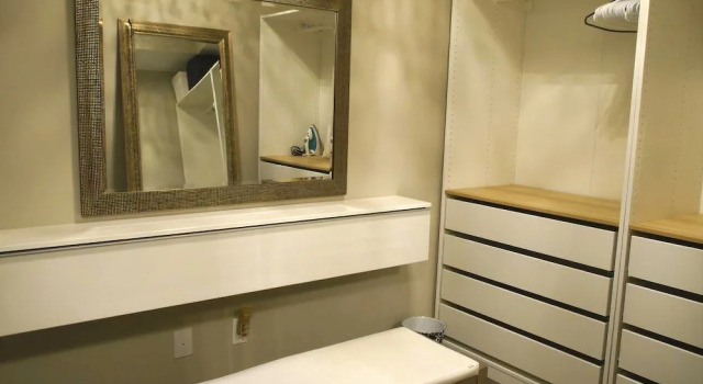 Beautiful 1BR Condo King Street West, Varaa Hotelli Toronto 