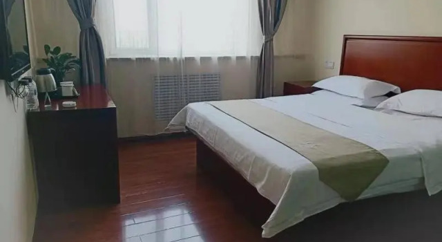 GreenTree Inn Taiyuan Wanbailin District South Inner Ring Qiaoxi Express Hotel, Book Hotel Taiyuan Shanxi