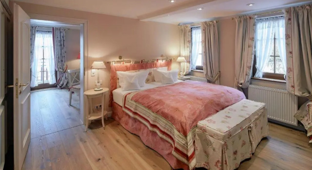 Люкс Romantik Hotel & Restaurant Hirsch