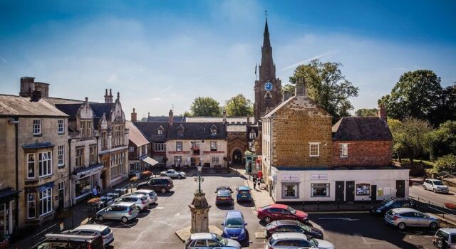 The Falcon Hotel, Book Hotel Oakham Leicestershire
