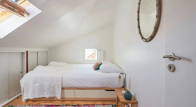 Central, Comfy And Light-Filled Apt, By Timecooler