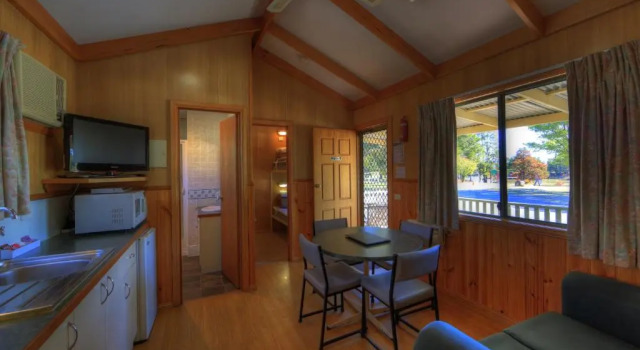 Номер Deluxe Beechworth Lake Sambell Caravan Park