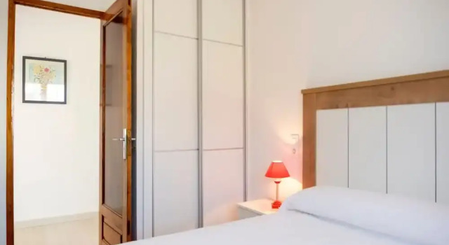 Holiday Home in Sanxenxo Near Beach, Забронировать Дом для отпуска А-Лансада O Grove Peninsula, рядом с Пляж Foxos