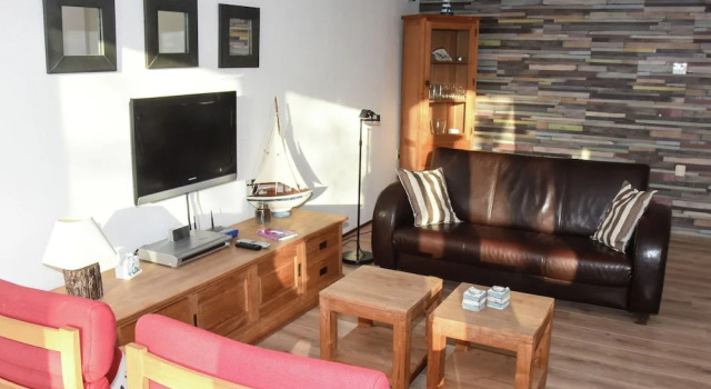 Well Kept Apartment with Whirlpool near Sea on Texel, Reserva ahora Apartamento Hoteles en Islas Frisias con aparcamiento, Aparcamiento