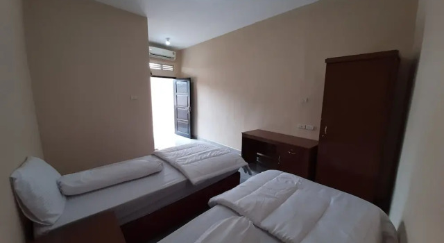 Oyo 1792 Ananda Kost, Book Hotel Palembang Sumatra