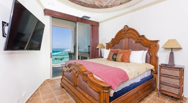 Номер Deluxe Esmeralda Beach Resort