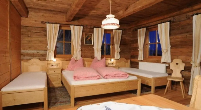 Четырёхместный номер Classic Glinzhof Mountain Natur Resort Agriturismo