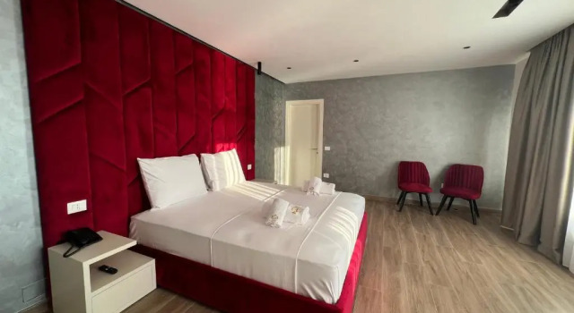 Люкс Deluxe Leon Hotel