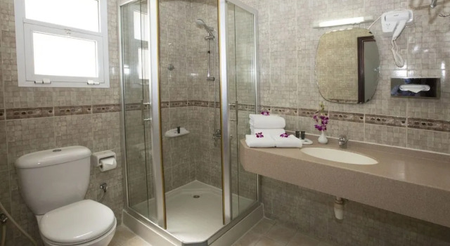 Standardní Dvoulůžkový s manželskou postelí pokoj a výhledem na město Samara Hotel