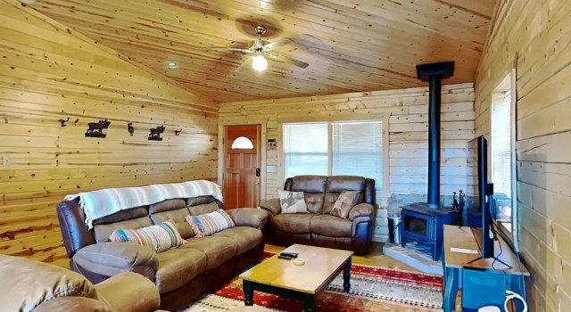 Коттедж Peek-a-Boo Cabin by Ruidoso Vacation Rentals