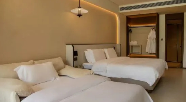 Семейный люкс с балконом Nan'ao Houwan Resort Hotel