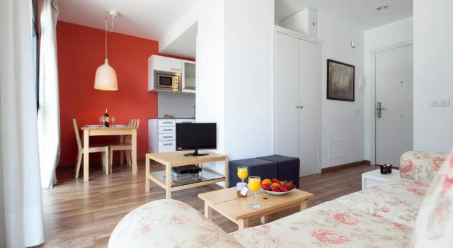 Апартаменты Inside Barcelona Apartments Sants
