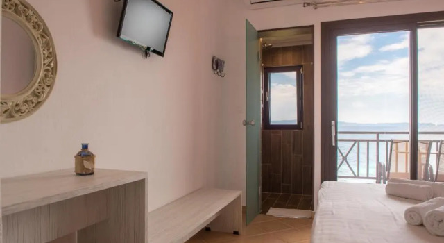 Двухместный номер Standard с балконом и с видом на море Barbagiannis House