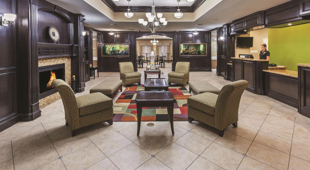 La Quinta Inn & Suites by Wyndham Livingston, Buchen Sie Hotel Livingston 