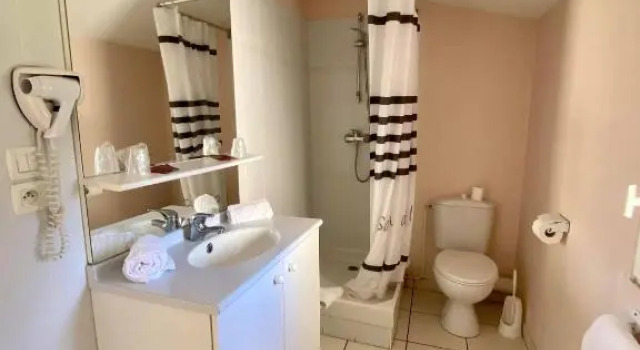 Standard Twin room Hôtel Monform