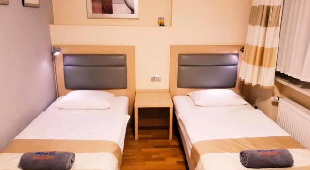 Biały Słoń DELUX, Varaa Hotelli Gdynia 