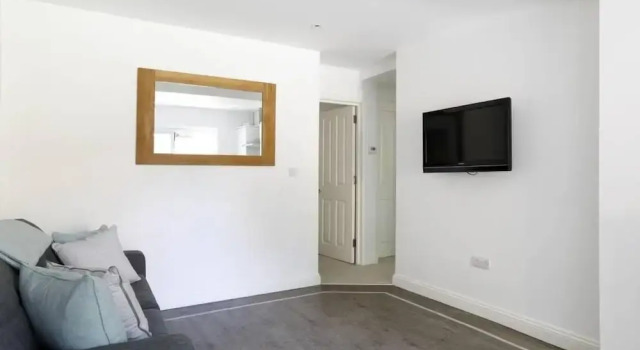 Modern Contemporary 2 Bed With Garden, Забронировать Отель Отели Исторического графства Суссекса с парковкой, Парковка