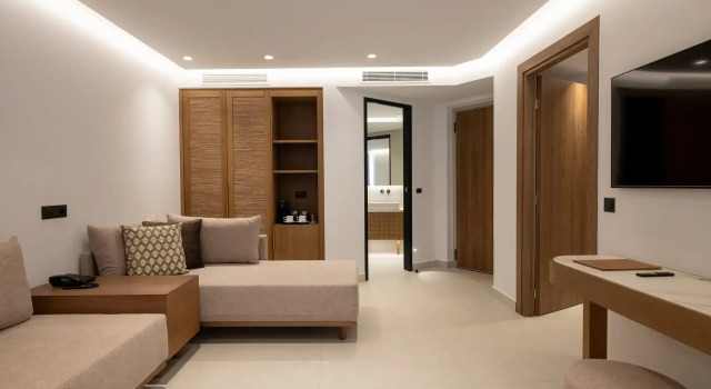 Люкс с видом на море Galaxy Suites Boutique Resort