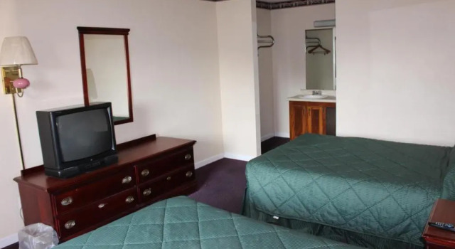 Четырёхместный номер Standard Savannah Lodge
