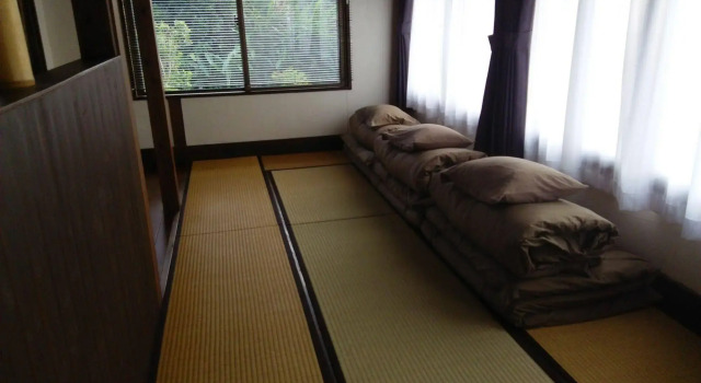 ＰＥＮＳＩＯＮ　ＳＨＩＭＡＫＡＺＥ, Book Hotel Cheap Hotels in Okinawa