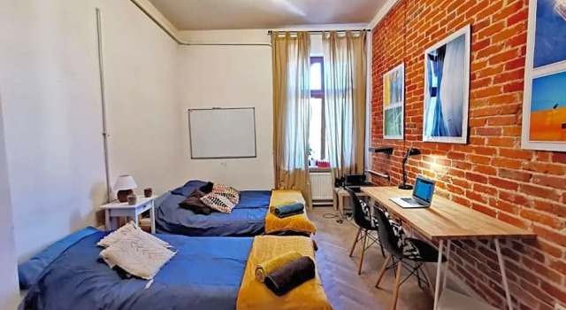 Smart Hostel Olsztyn, Забронировать Хостел Отели Мазурия с парковкой, Парковка