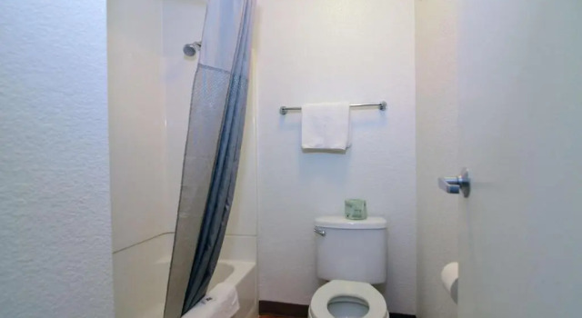 Четырёхместный номер Standard Motel 6-Palm Desert, CA - Palm Springs Area